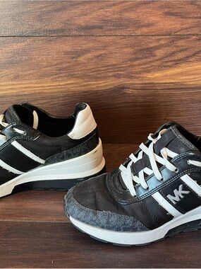 Michael Kors Black and White Kids Sneakers